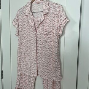Pink and White Patterned Capri Pajama Set XL